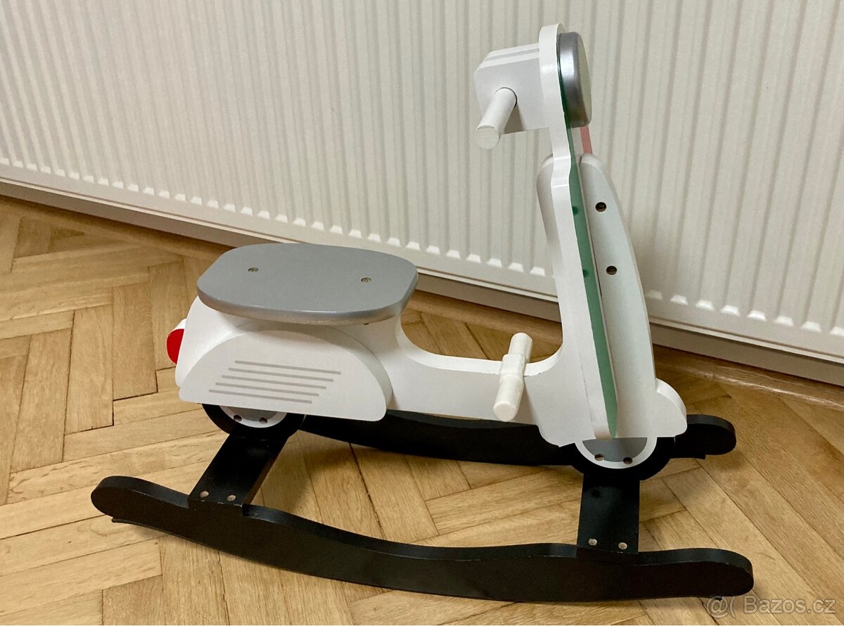 Dětská houpací Vespa - 2