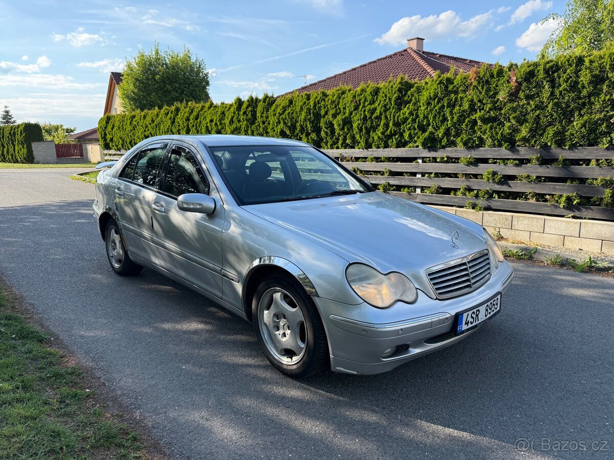 Mercedes-Benz C 200d w203 - 2