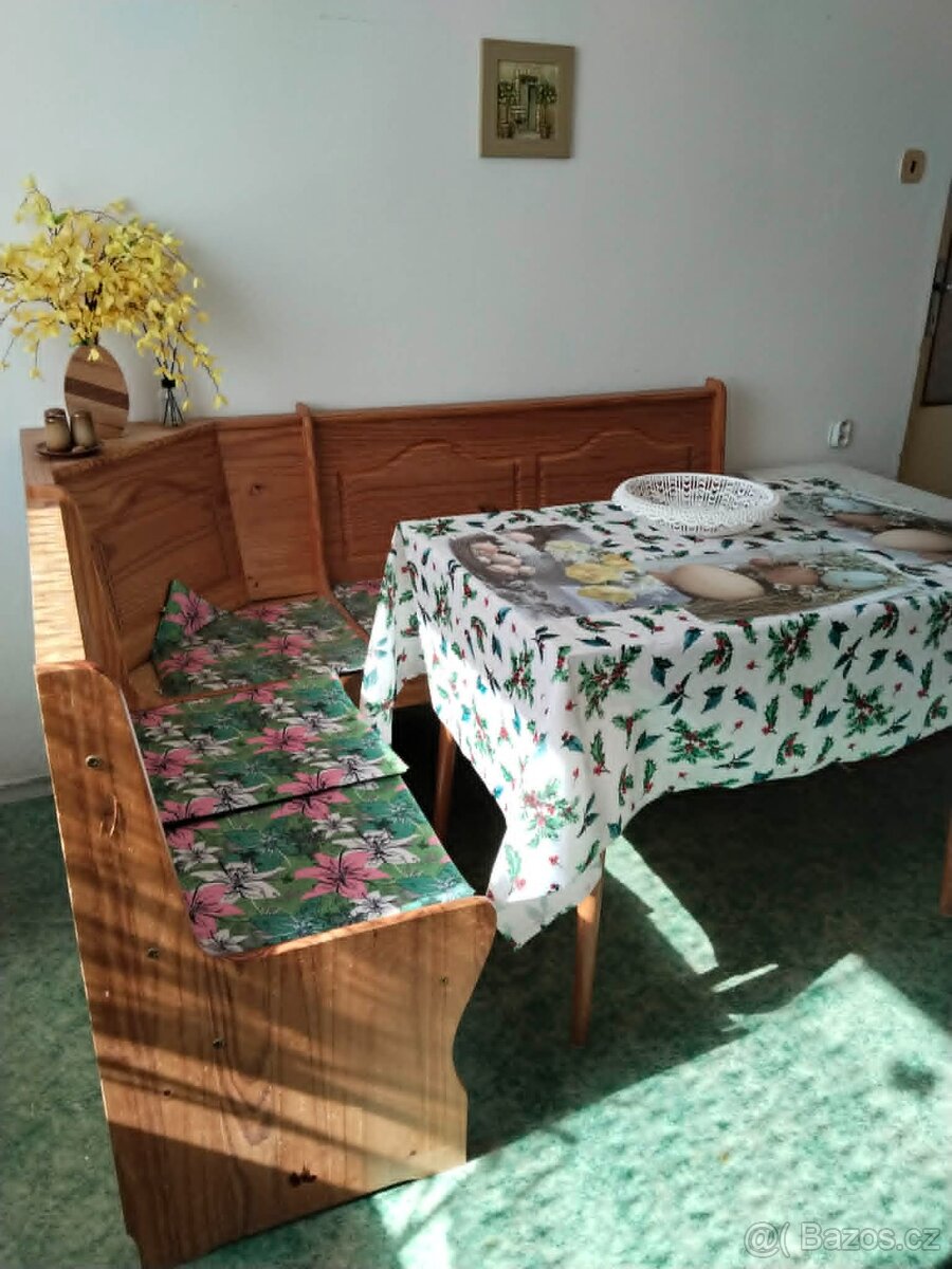 Rohová lavice - 2