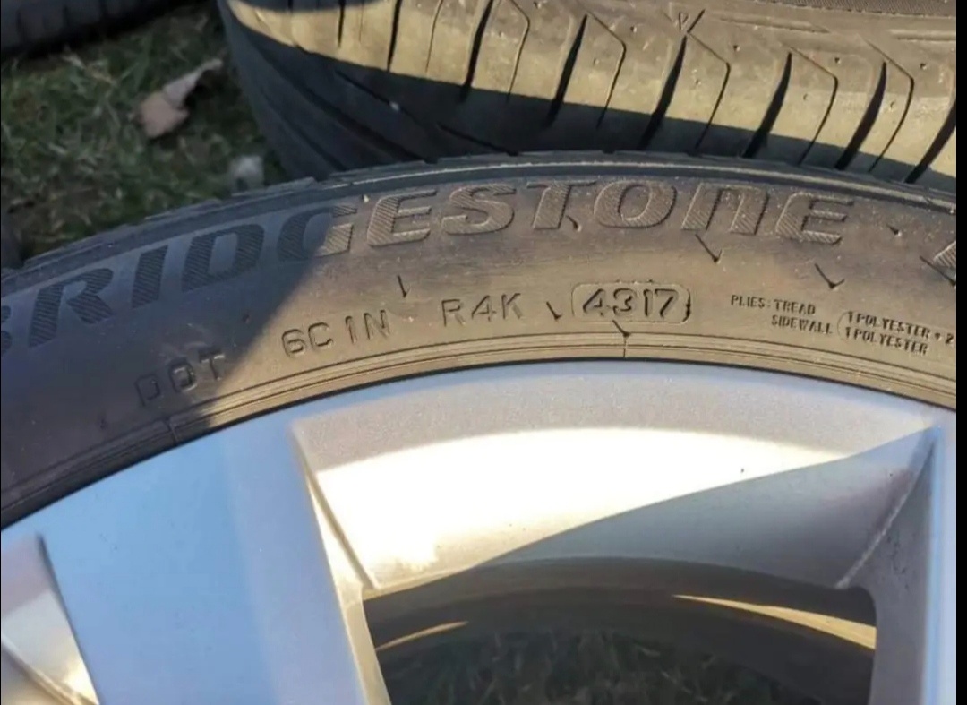 Letní pneu 225/50 R18 Bridgestone - 2