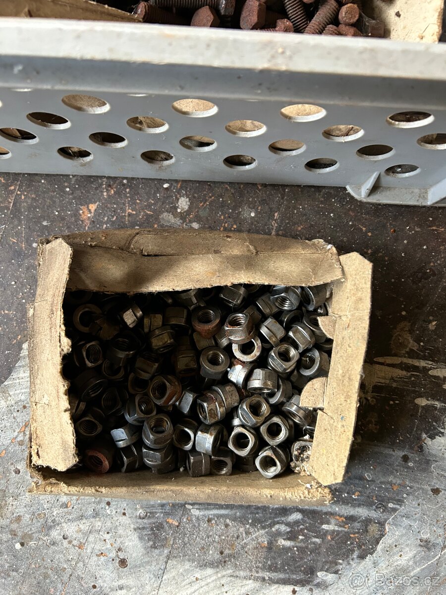 Spojovací materiál - 2