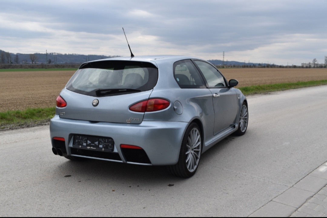Alfa Romeo 147 GTA 3.2 - 2