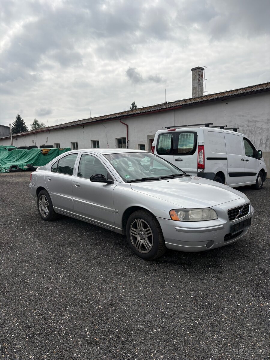 Náhradní díly Volvo s60 I - 2