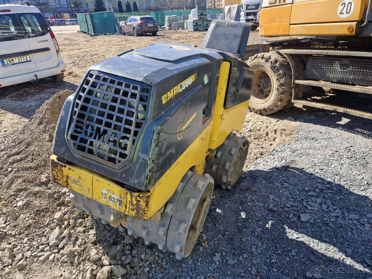 VIBRACNI JEZKOVY VALEC BOMAG BMP 8500 S MOTOREM KUBOTA - 2
