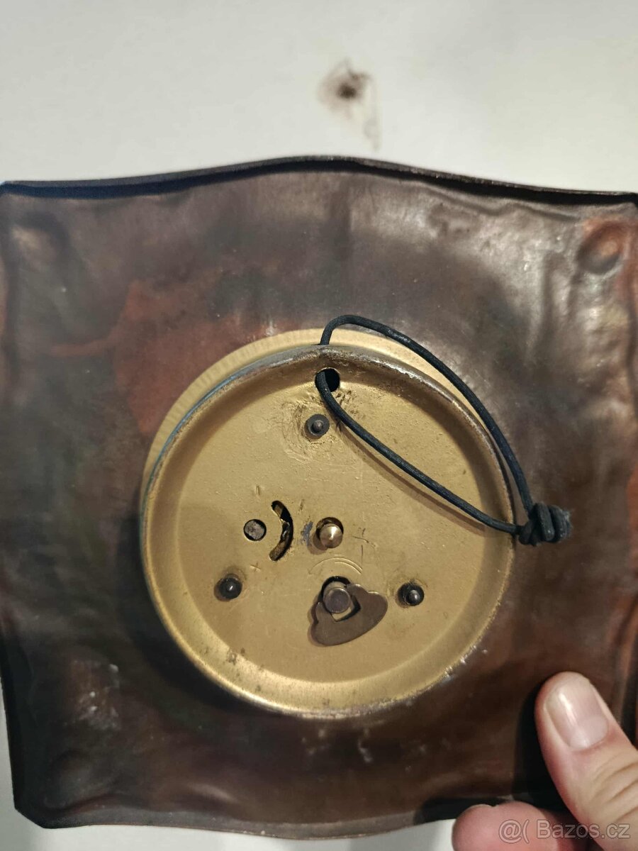 Hodiny-Mosaz 20x20 - 2