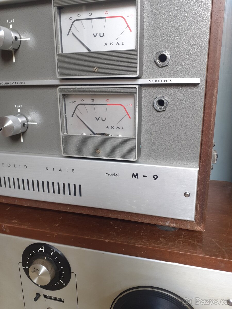 Akai kotoučový magnetofon - 2