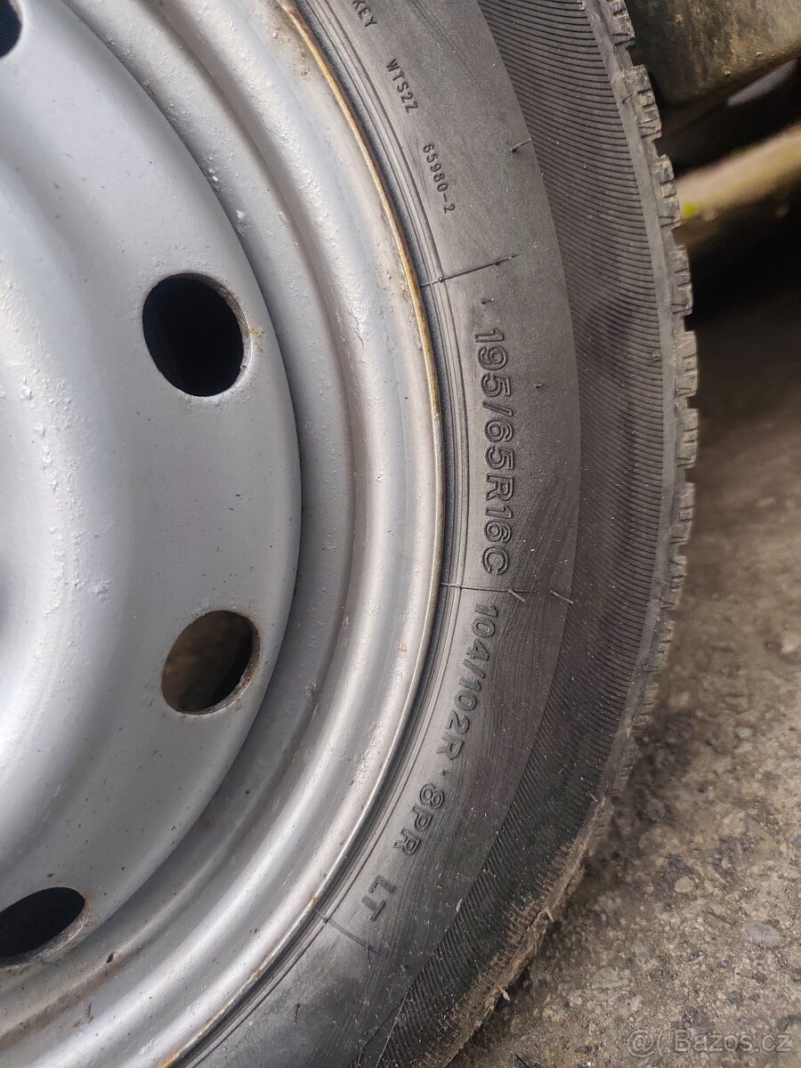 Kola 195/65 r16c master , movano - 2