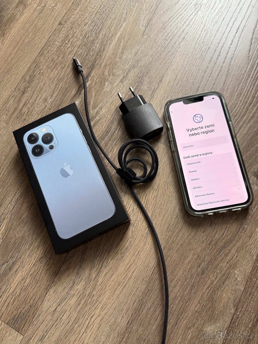 Prodám Apple iPhone 13 Pro 256GB - Světle Modrý - TOP STAV - 2
