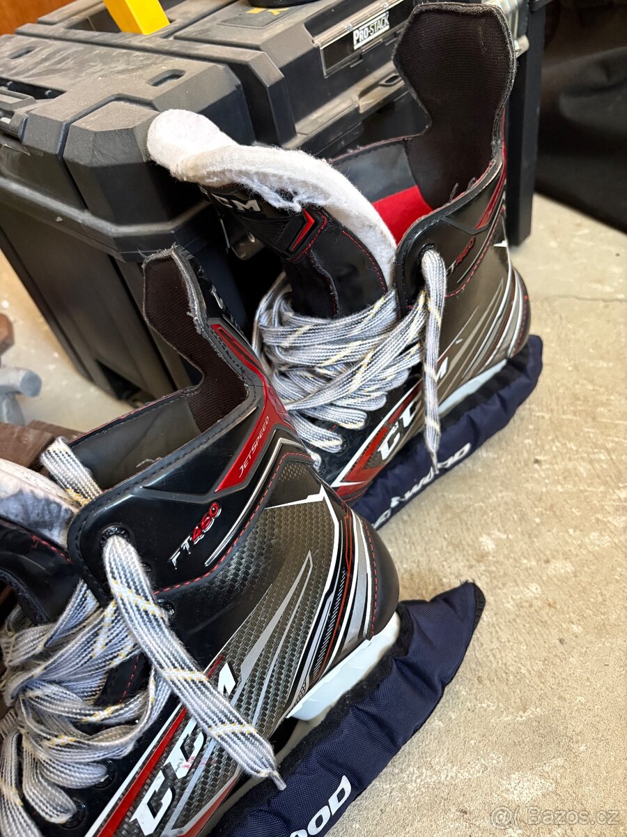 Hráčská výstroj - 2