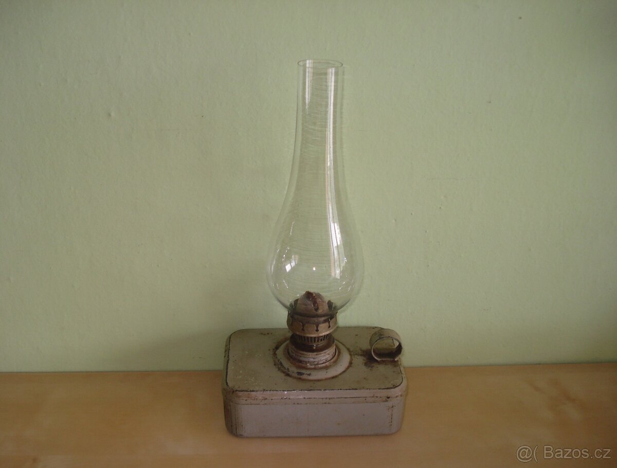 Petrolejová lampa - 2