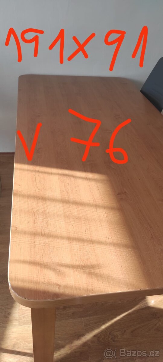 Velký jídelní stůl - 2