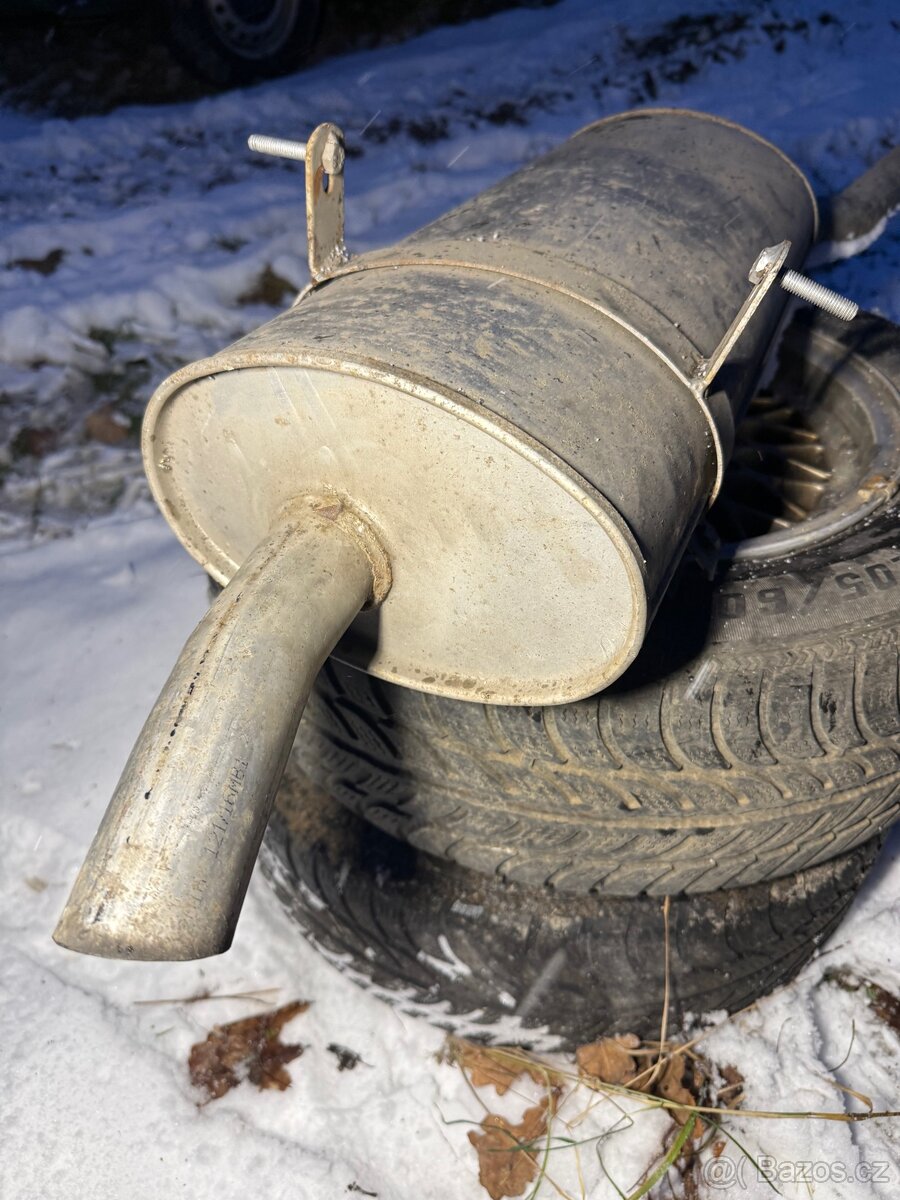 Bmw e36 zadní díl výfuku - 2