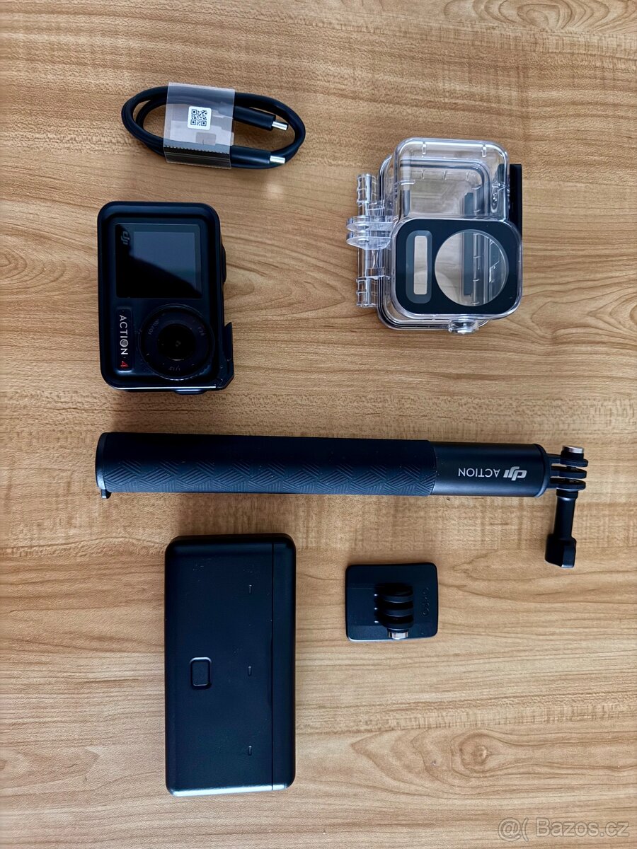 DJI Osmo Action 4 Adventure Combo - 2