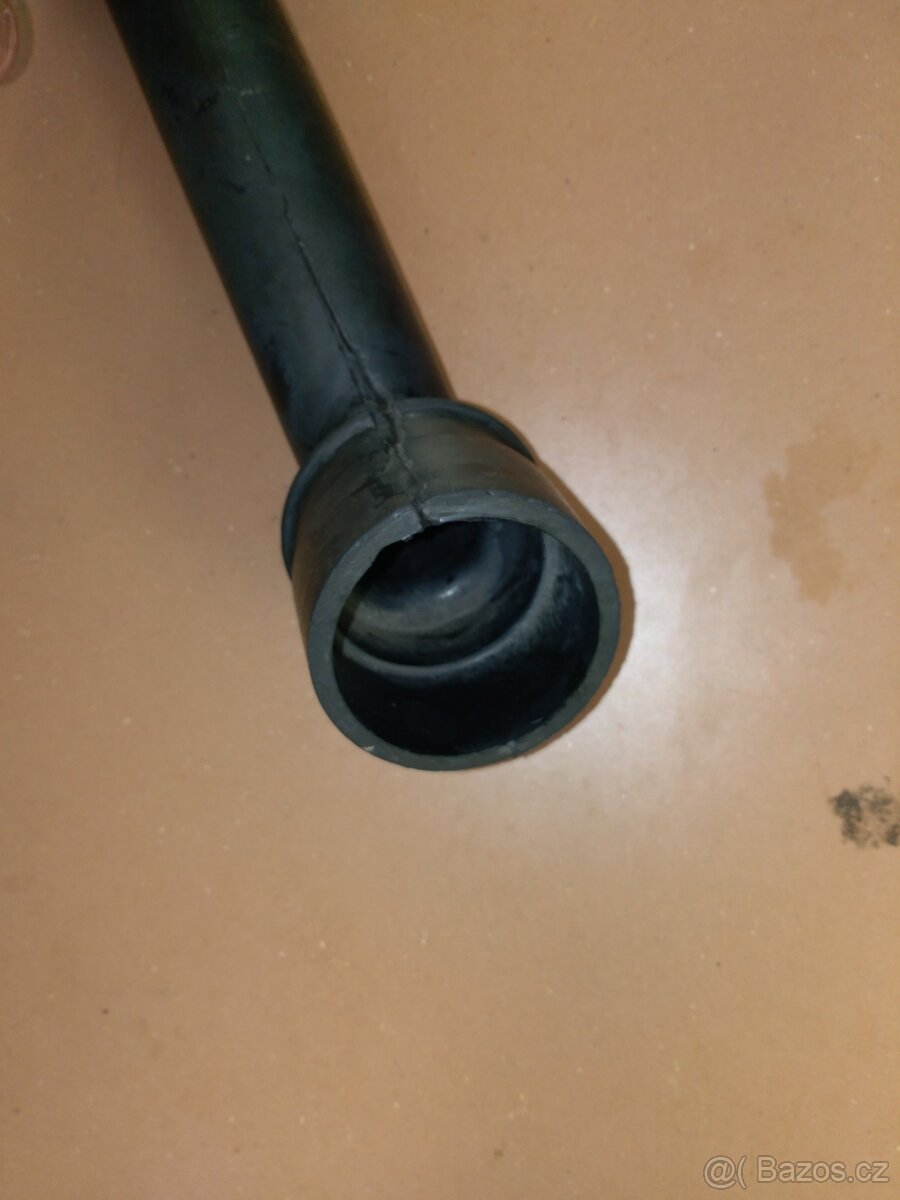 Nová hadice termostatu Škoda 1000MB - 2