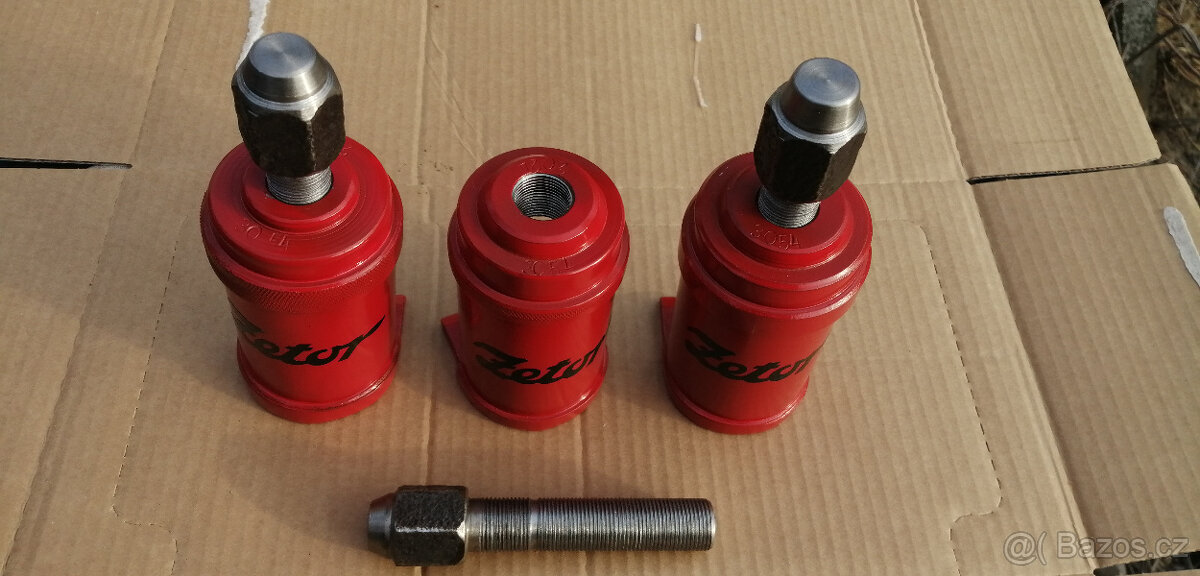 Zetor - stahovák kulových čepů pro přední náhon - 2