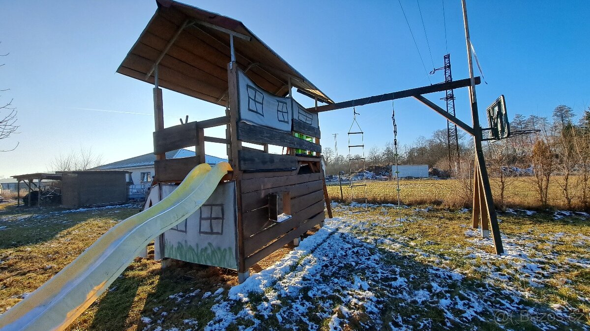 Dětská prolézačka se skluzavkou - 2