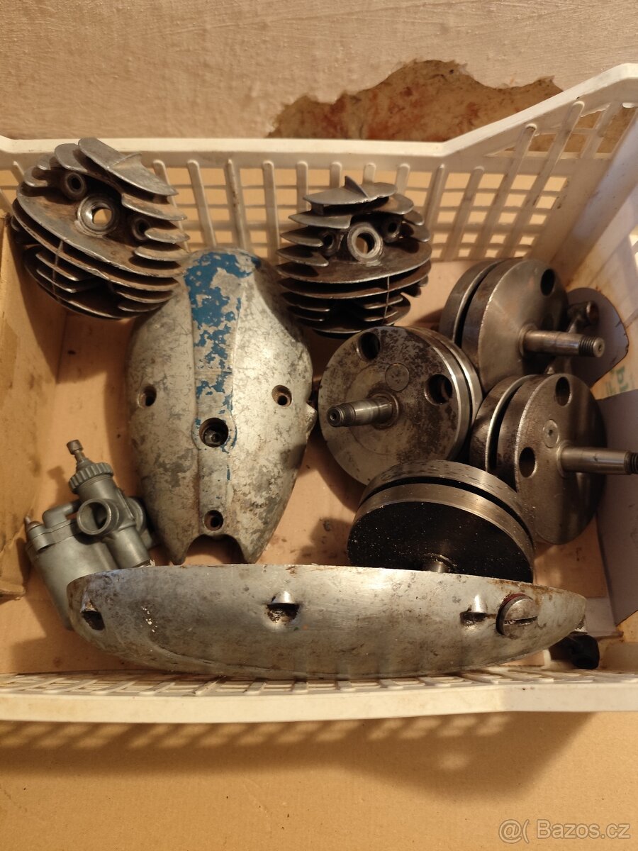 Jawa 555 díly - 2