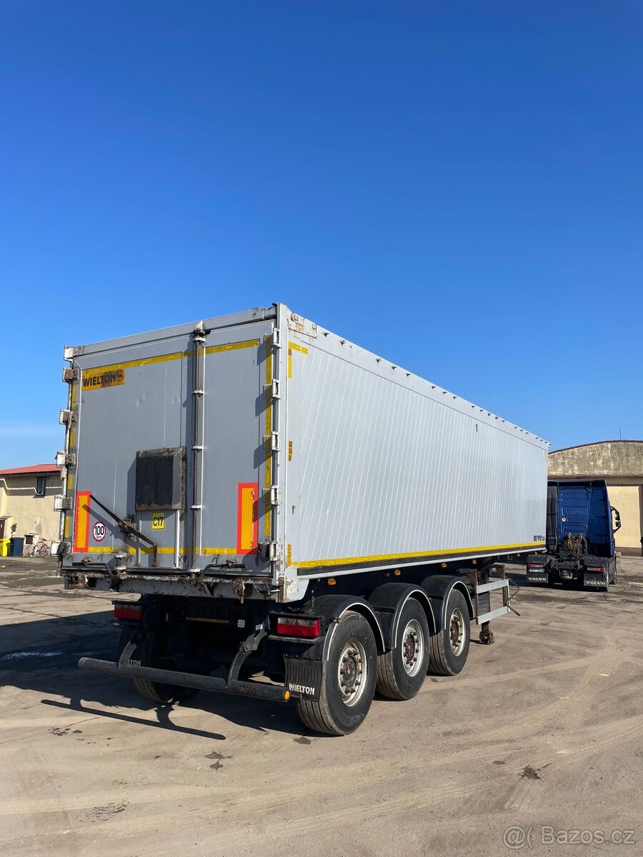 Prodám sklápěcí náves - 2