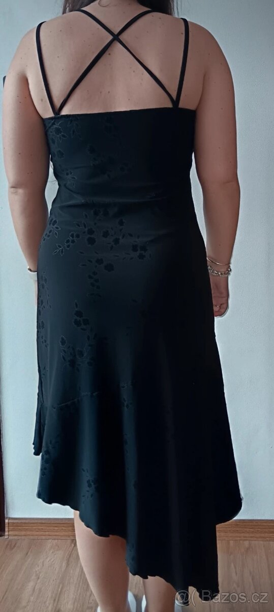 Krásné společenské šaty vel. 40 - 2