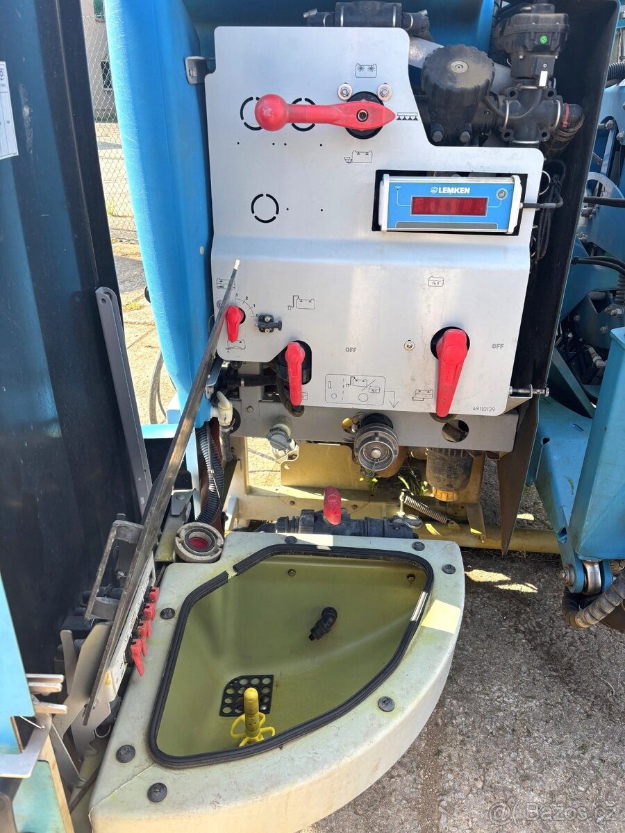 Nesený postřikovač LEMKEN SIRIUS 12/1300 - 2