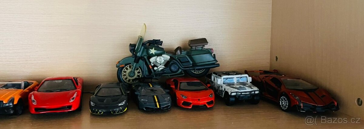 Závodní auta vlaky Batman starwars - 2