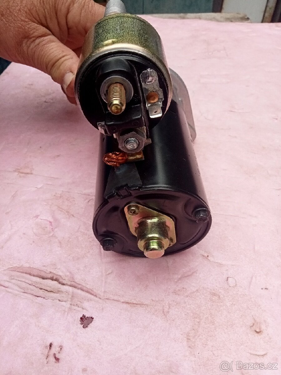 Startér BOSCH 12V - 2