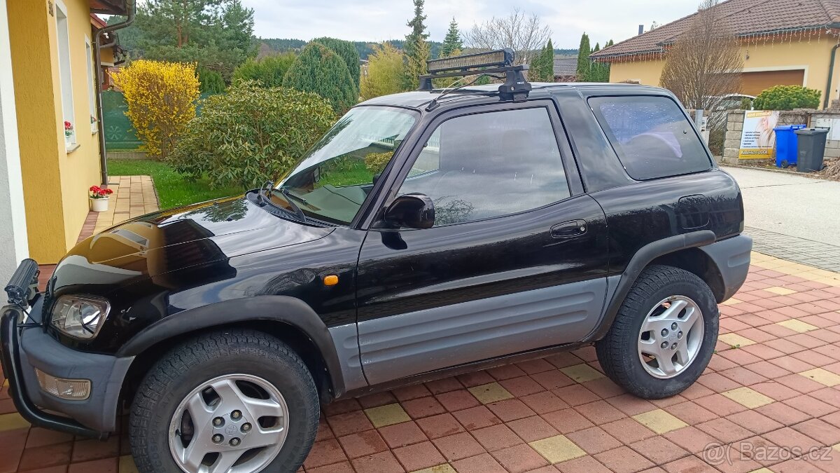Toyota RAV4 - 2
