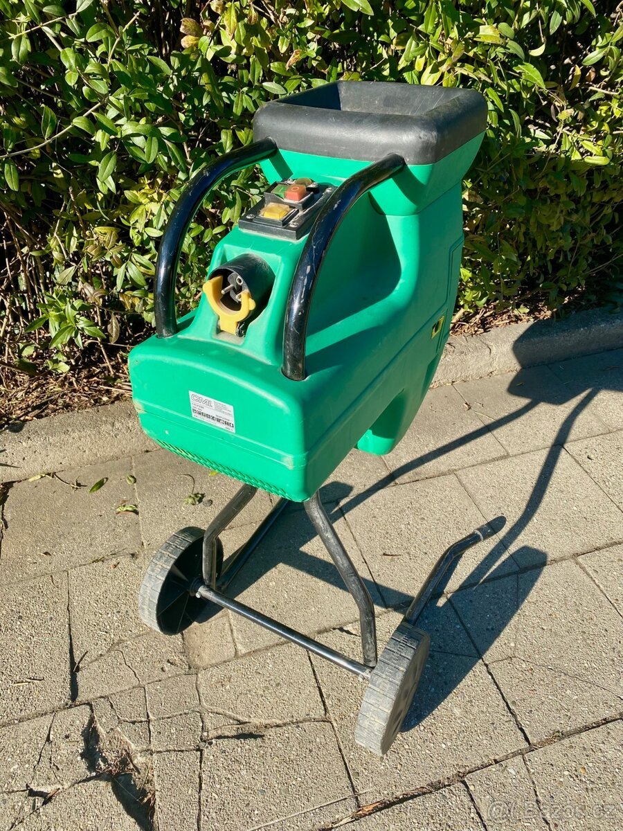 Drtič větví CMI/ štěpkovač 2500W/ 40mm - 2