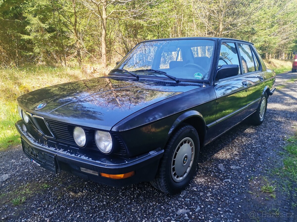 Bmw e28 520i shadowline - 2