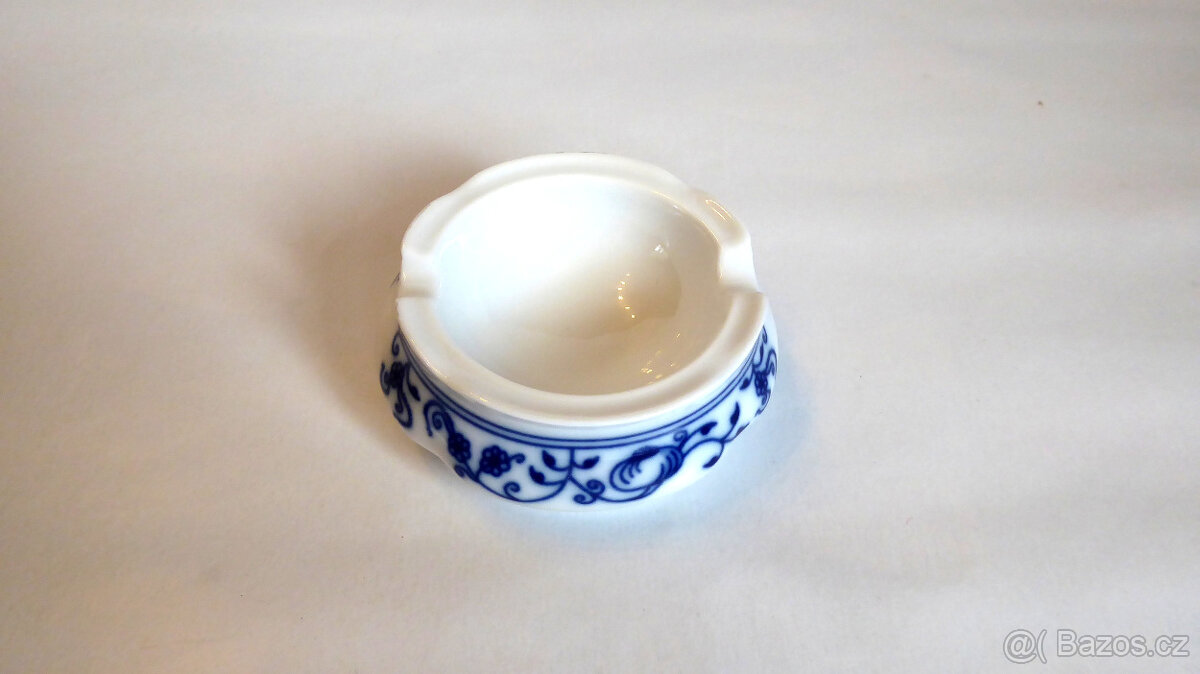 T003_ Popelník, cibulák, porcelán, retro - 2