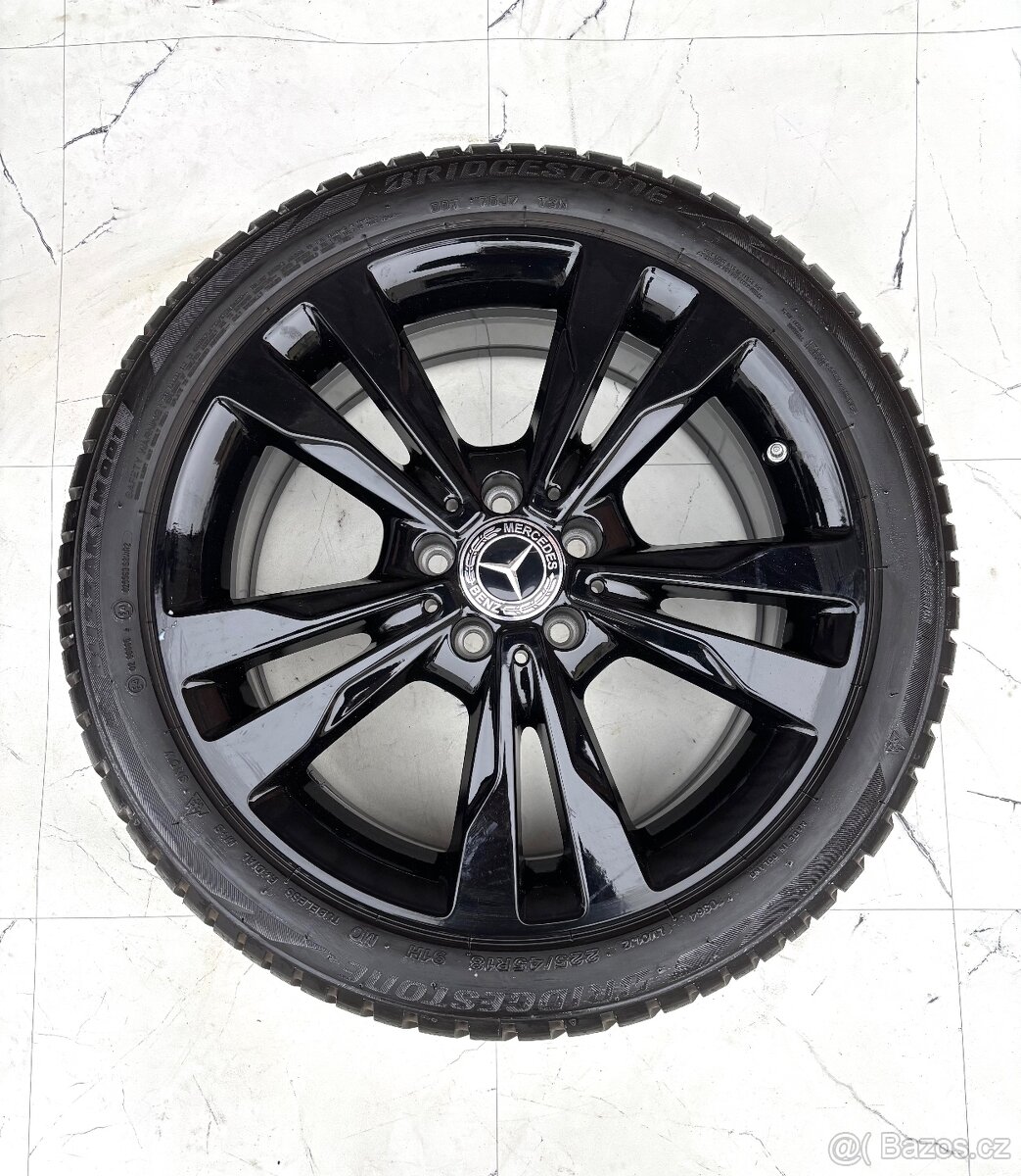 Mercedes R18 C-class Zimní Bridgestone 225/45 - 2