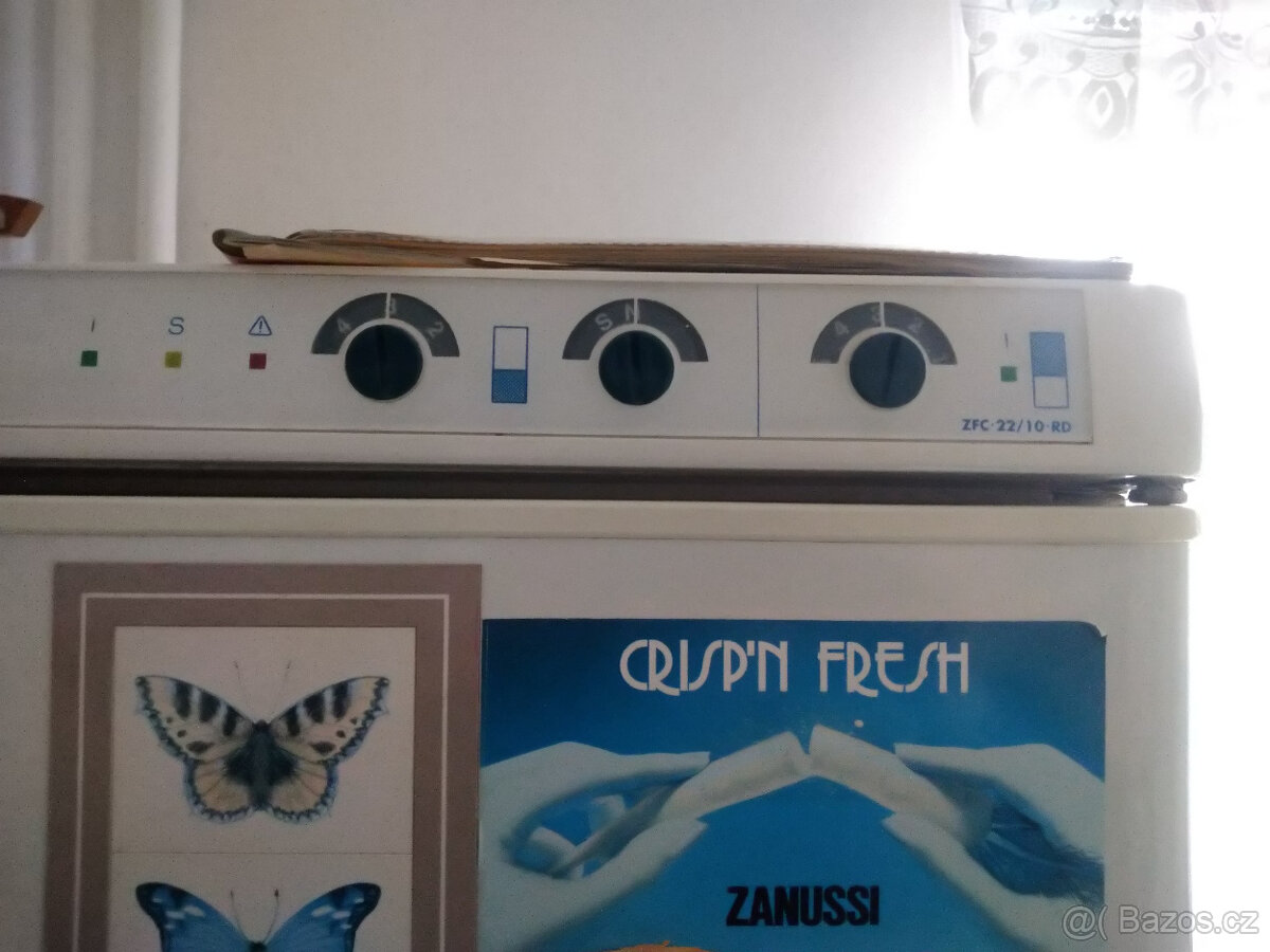 Lednička s mrazákem Zanussi - 2