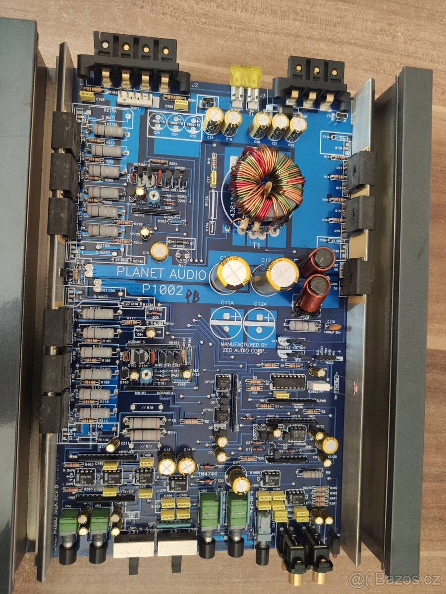 Zesilovač Planet audio P1002 - 2