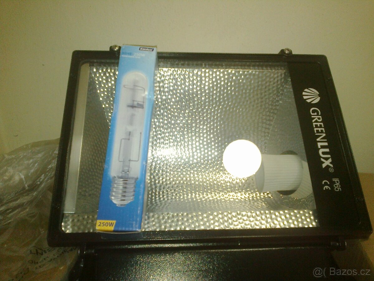 HALOGEN - METALHALOGENIDOVÝ REFLEKTOR GREENLUX - 2