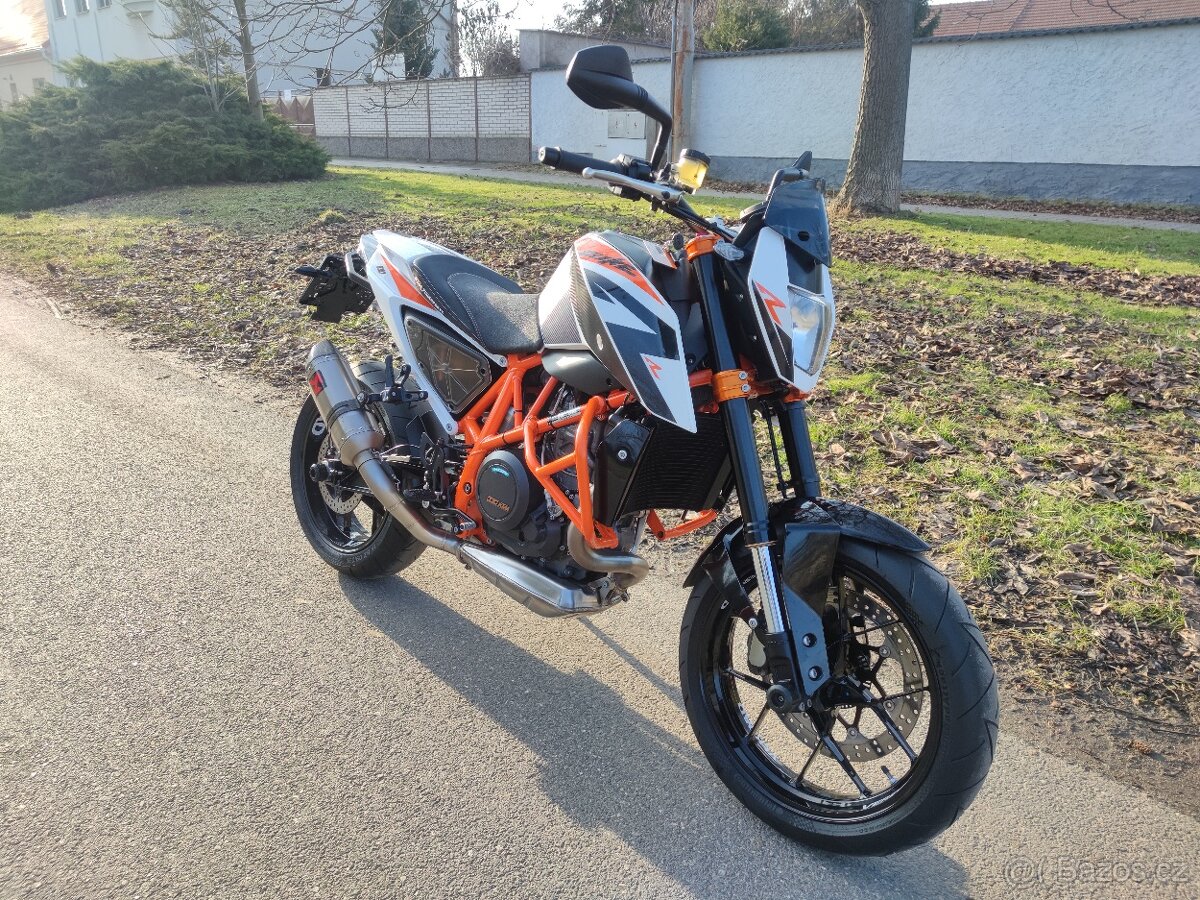 KTM 690 DUKE R - 2