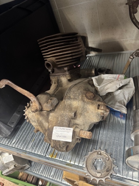 ČZ - 175 - motor před repasem - 2