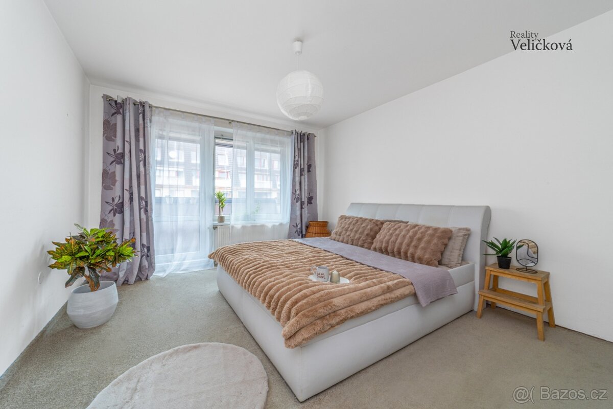 Prodej bytu 4+kk/3+1 o celkové výměře 129 m2 - 2