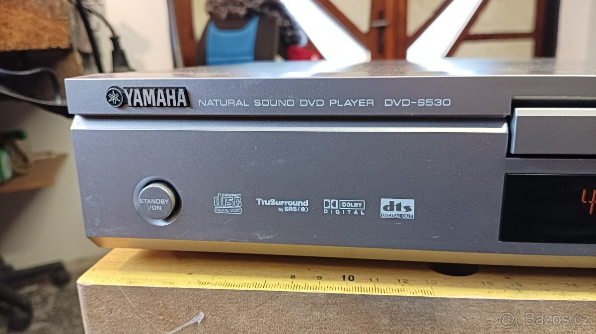 DVD přehrávač Yamaha. - 2