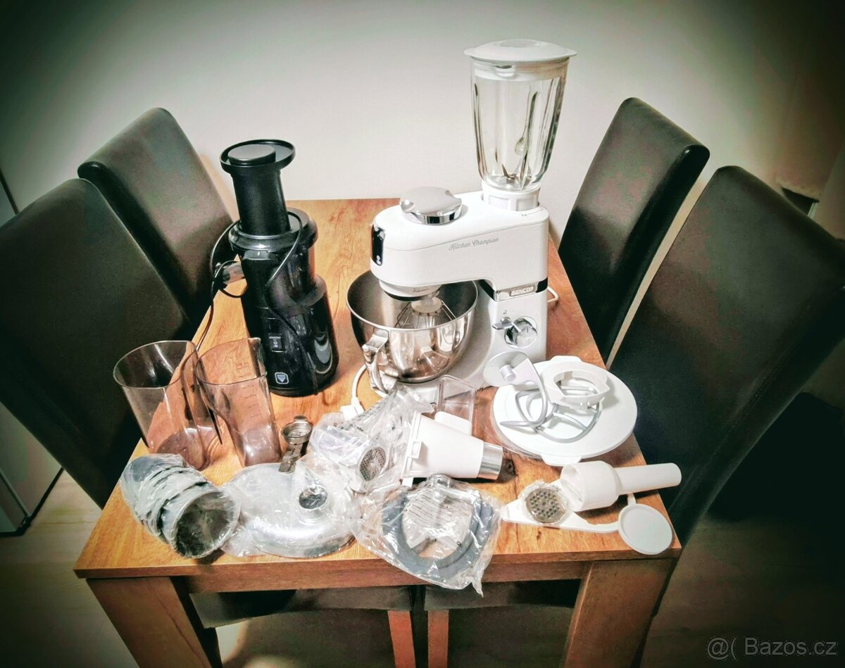 Robot Sencor + odšťavňovač - 2