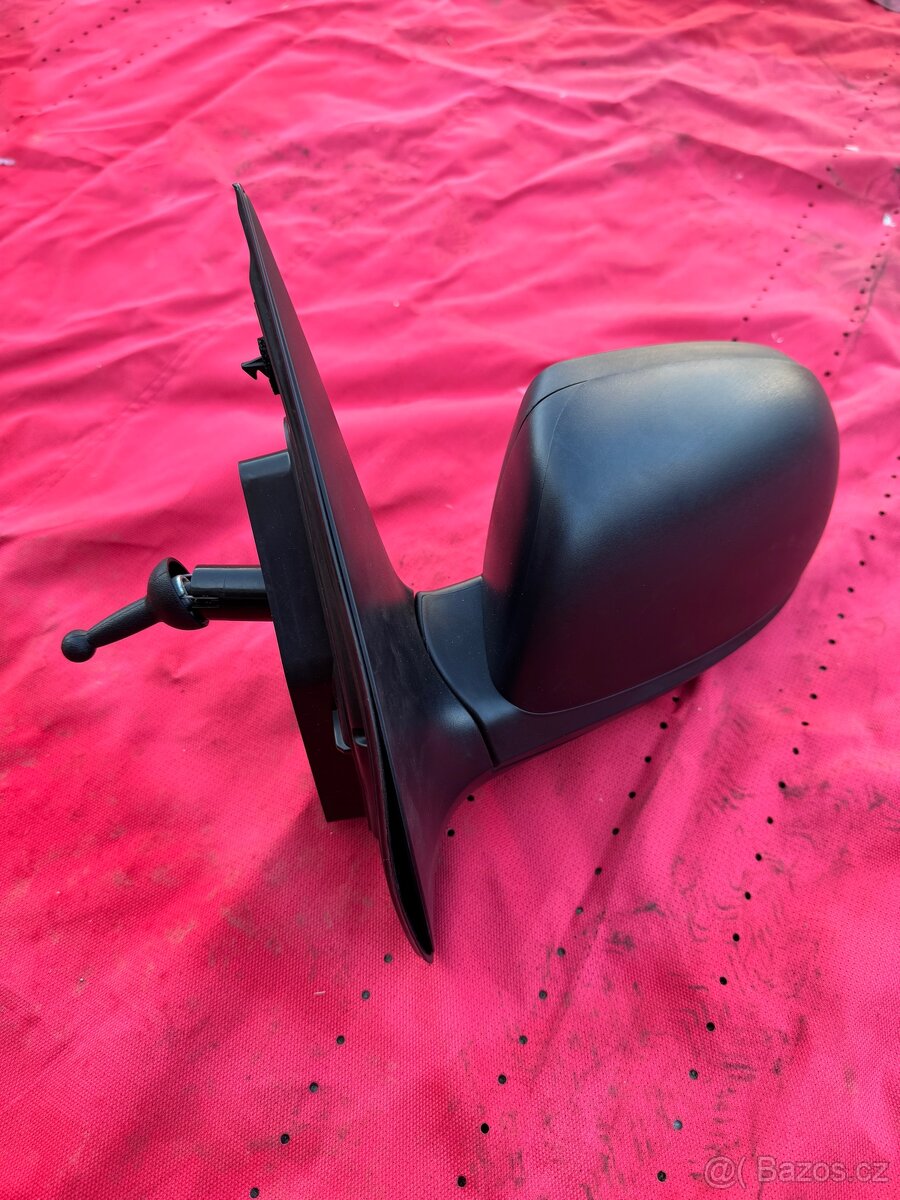 Hyundai i20 L. Zrcátko - 2