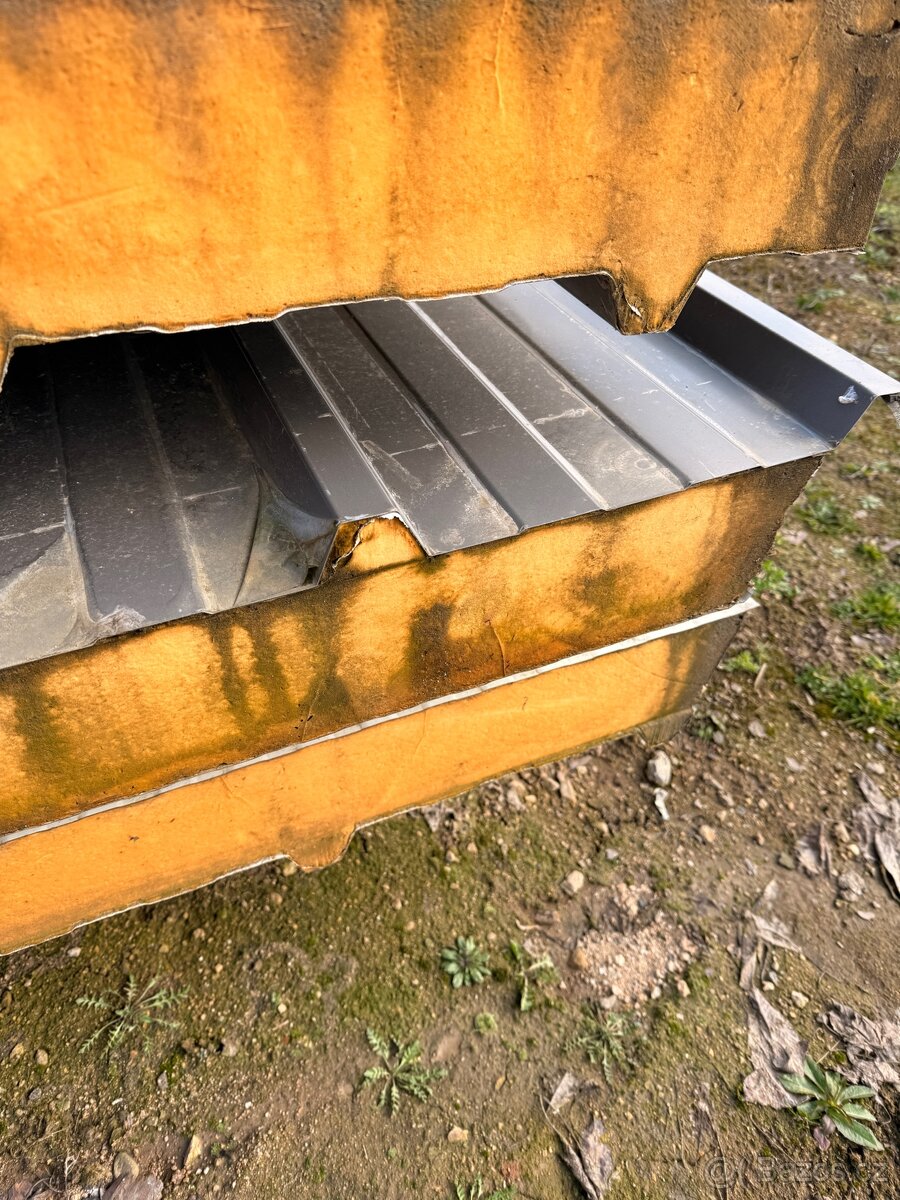 Kingspan panely PIR 120 stropní - 2