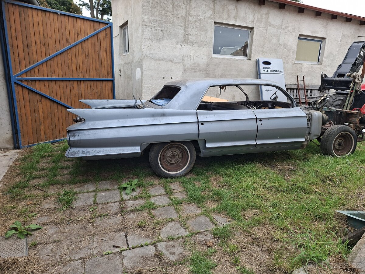 Cadillac 1961 - 2