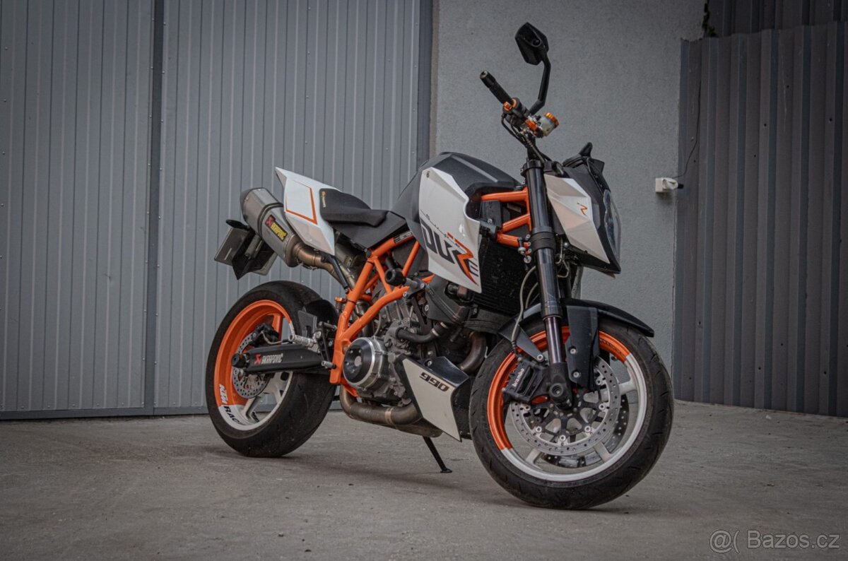 KTM 990 Super Duke R - 2