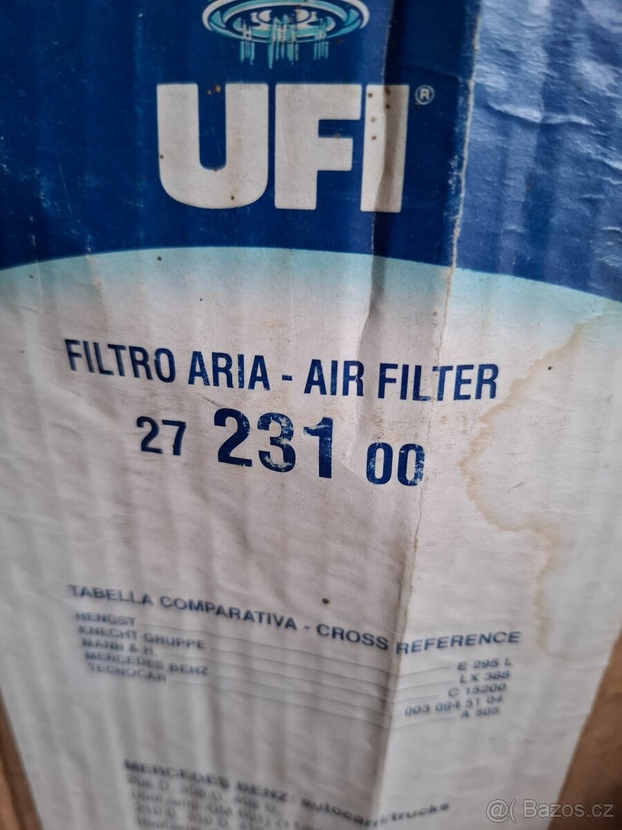 Vzduchový filtr na Mercedes - 2