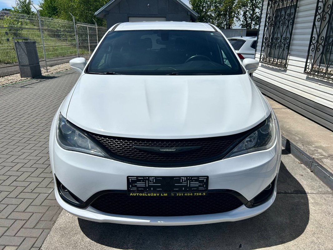Chrysler Pacifica 3.6 - 2021 - 7 míst 221 kw - 2