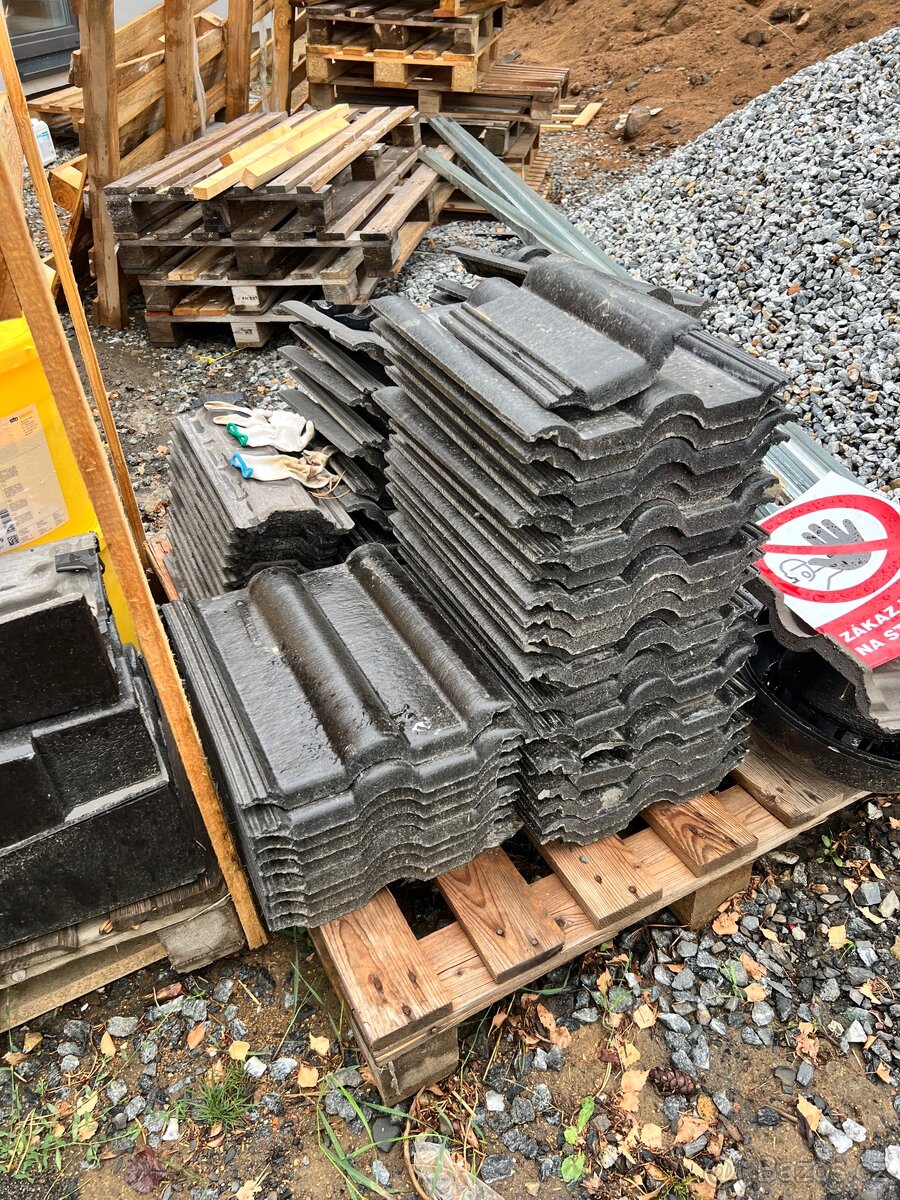 KM Beta černá brillant - přebytek - 2