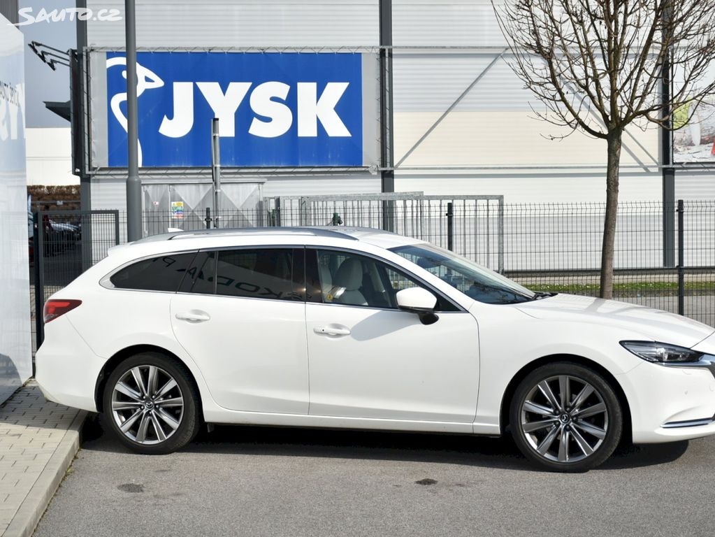 Mazda 6 Revolution - 2