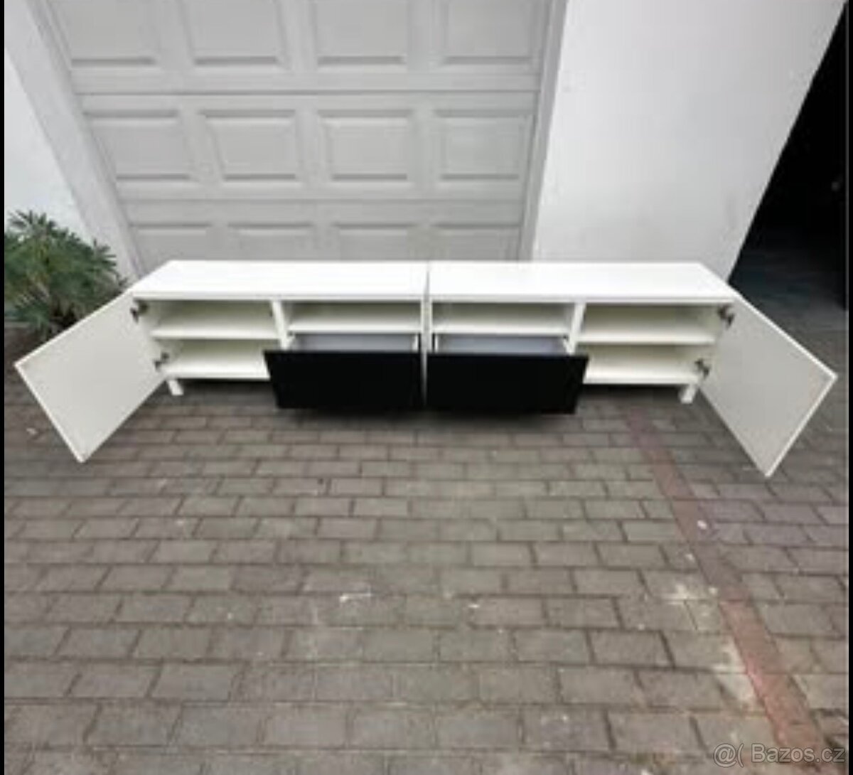 Ikea TV stolek - 2