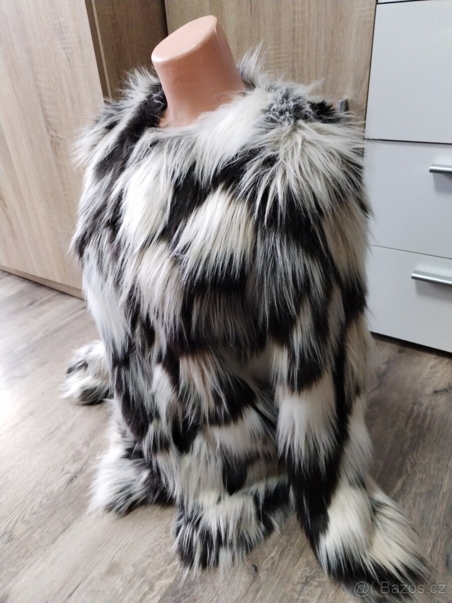 Kožíšková bunda kabátek S 36 značka F&F - 2