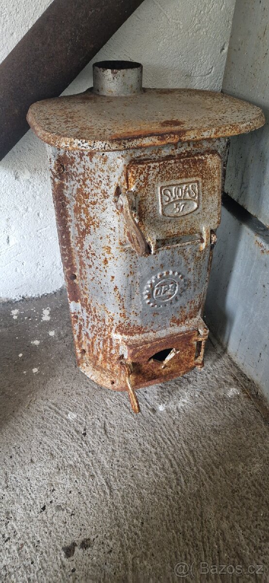 Vojenska litinová kamna DPS - 2